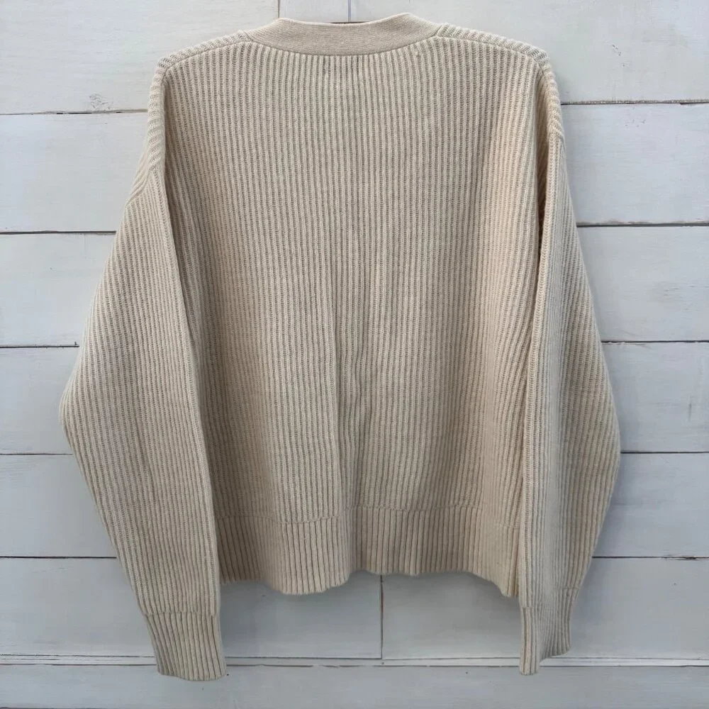 SIZE SMALL Patagonia Wornwear Recycled Wool Cream Button Front VNeck Cardigan - Picture 8 of 11